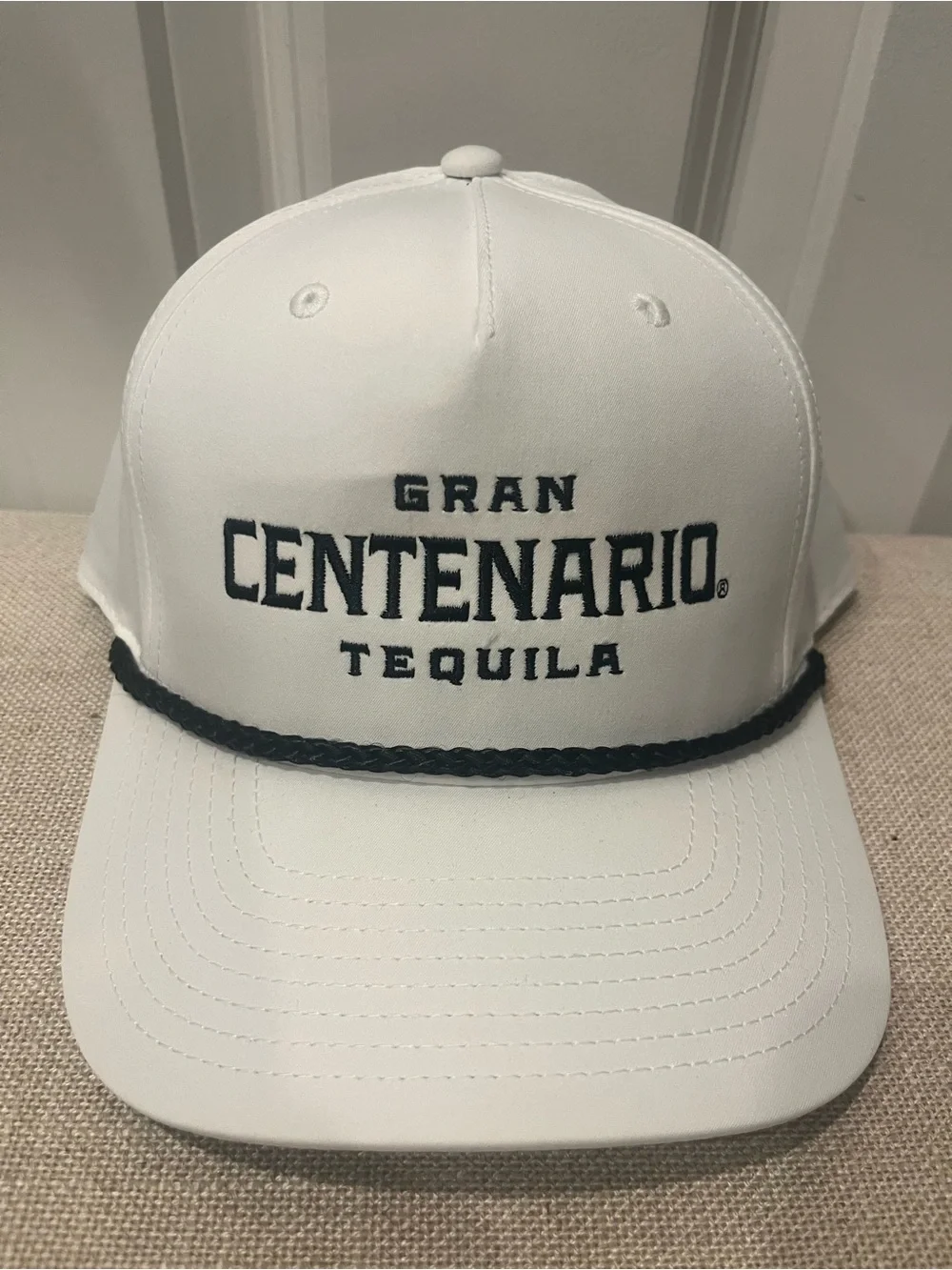 NEW MEN'S WHITE BASEBALL HAT- GRAN CENTENARIO TEQUILA- WHITE